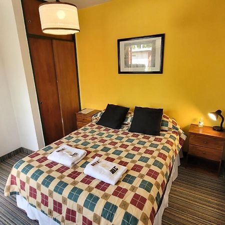 Отель Amancay Hostal Patagonico Эль-Калафате Экстерьер фото