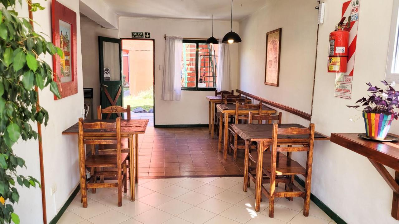 Отель Amancay Hostal Patagonico Эль-Калафате Экстерьер фото