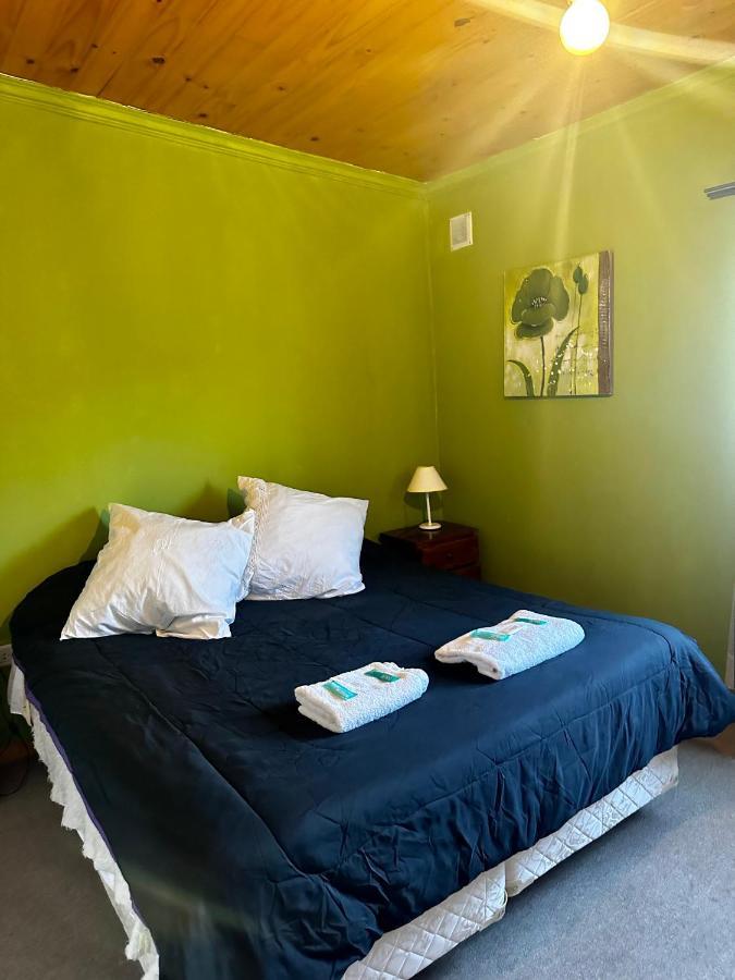Отель Amancay Hostal Patagonico Эль-Калафате Экстерьер фото